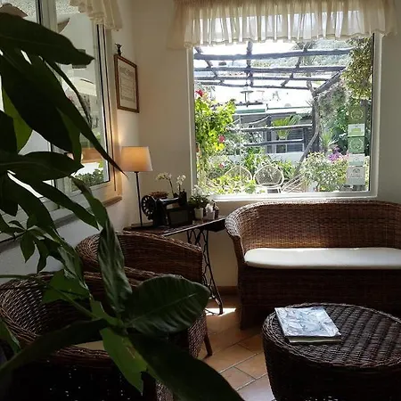 Janto Hotel