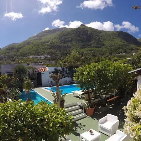 Janto Hotel 3*