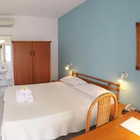 Hotel Janto 3*